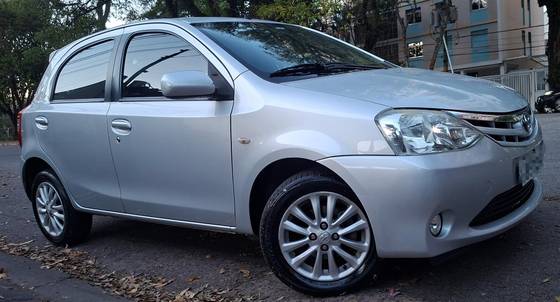 TOYOTA ETIOS 1.5 XLS 16V FLEX 4P MANUAL TOYOTA ETIOS 1.5 XLS 16V FLEX 4P MANUAL